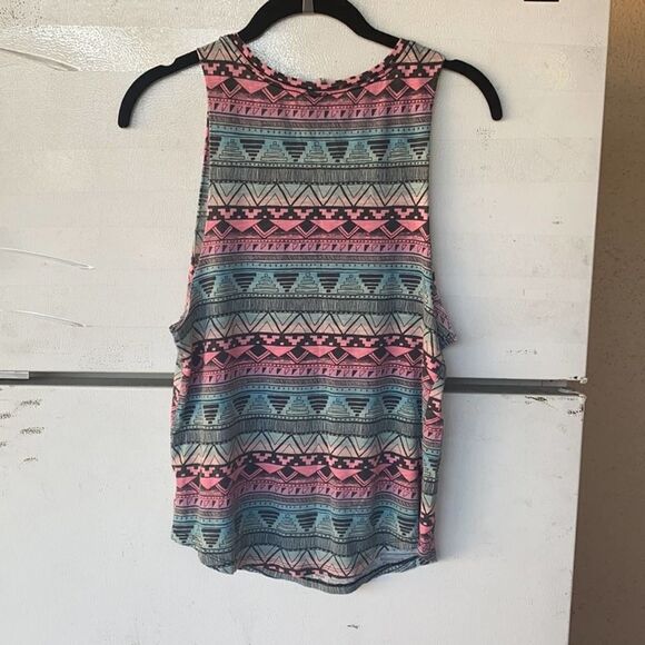 PINK Victoria's Secret Aztec Tribal Pink Blue/Pink Ombre Pocket Tank XS - Picture 3 of 9